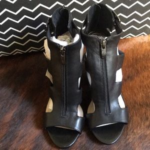 Brand new Vince Camuto